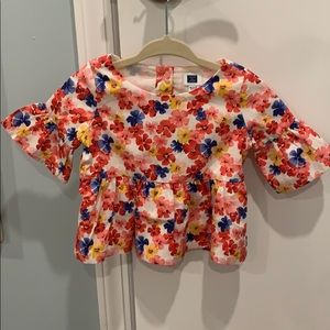 Floral Bell Sleeve top 🌸 NWT!
